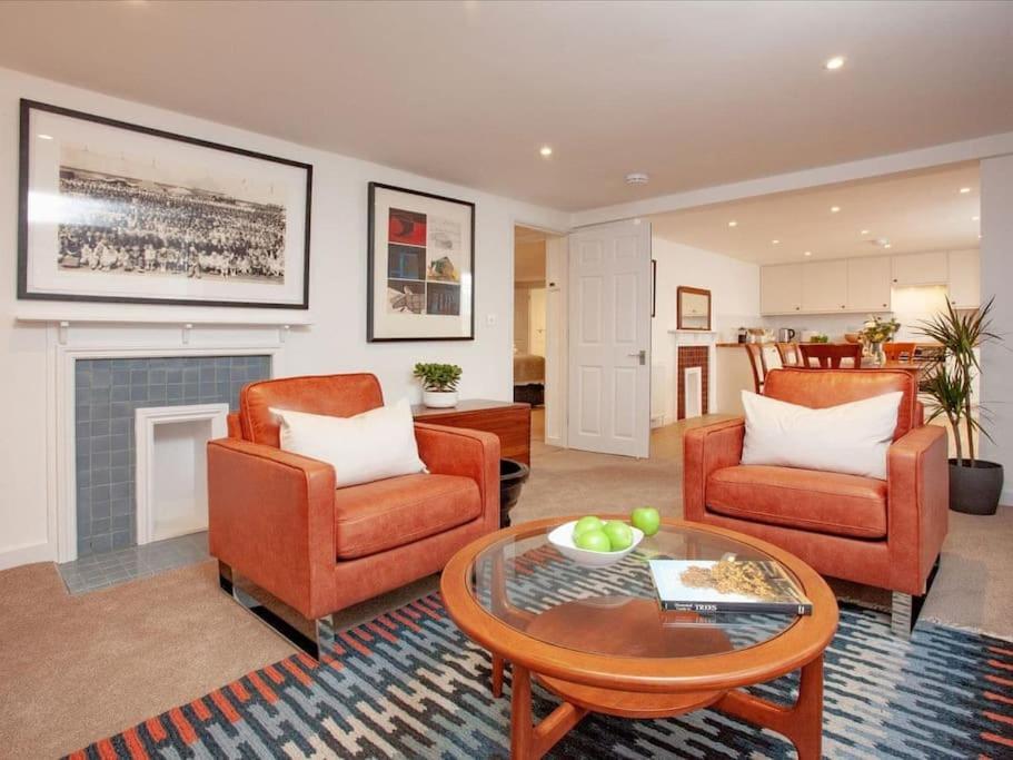 1 Perfectly Located Stylish, Comfortable Apartment Sidmouth Exterior foto